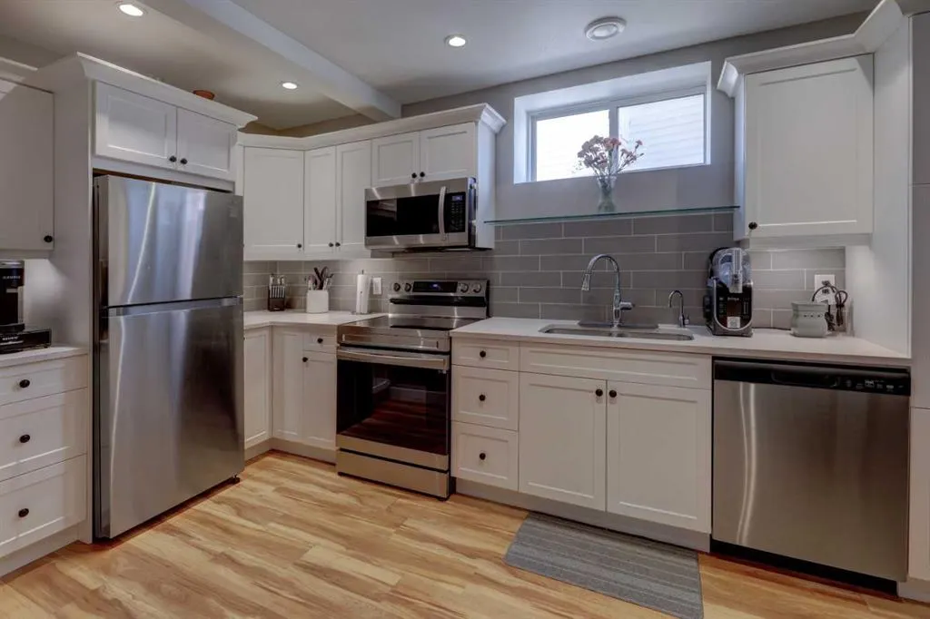 220 Citadel Park NW