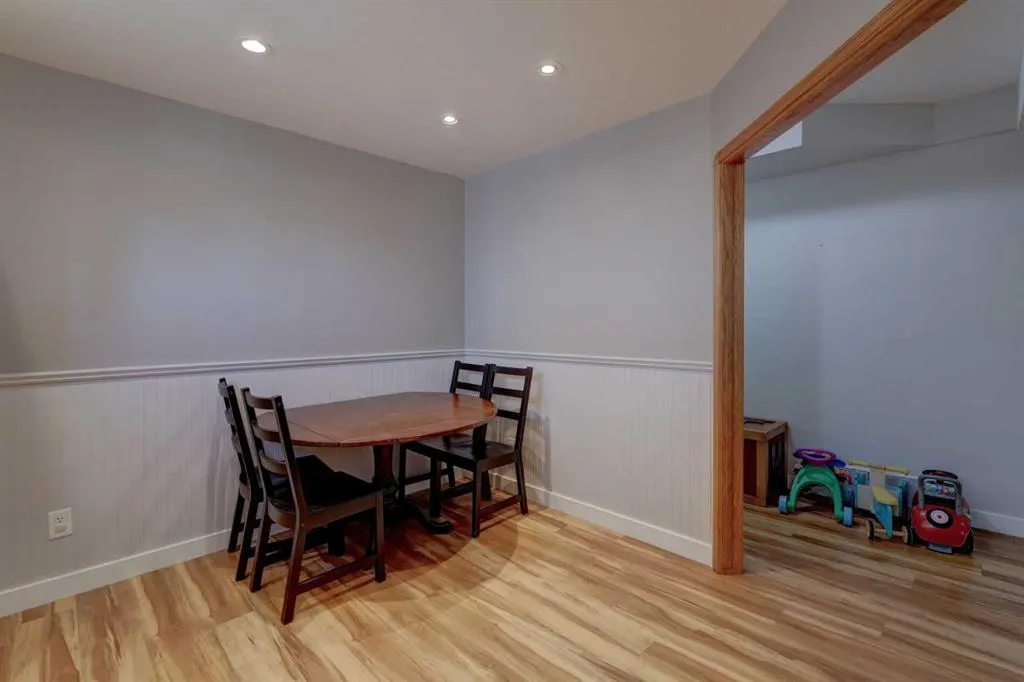 220 Citadel Park NW