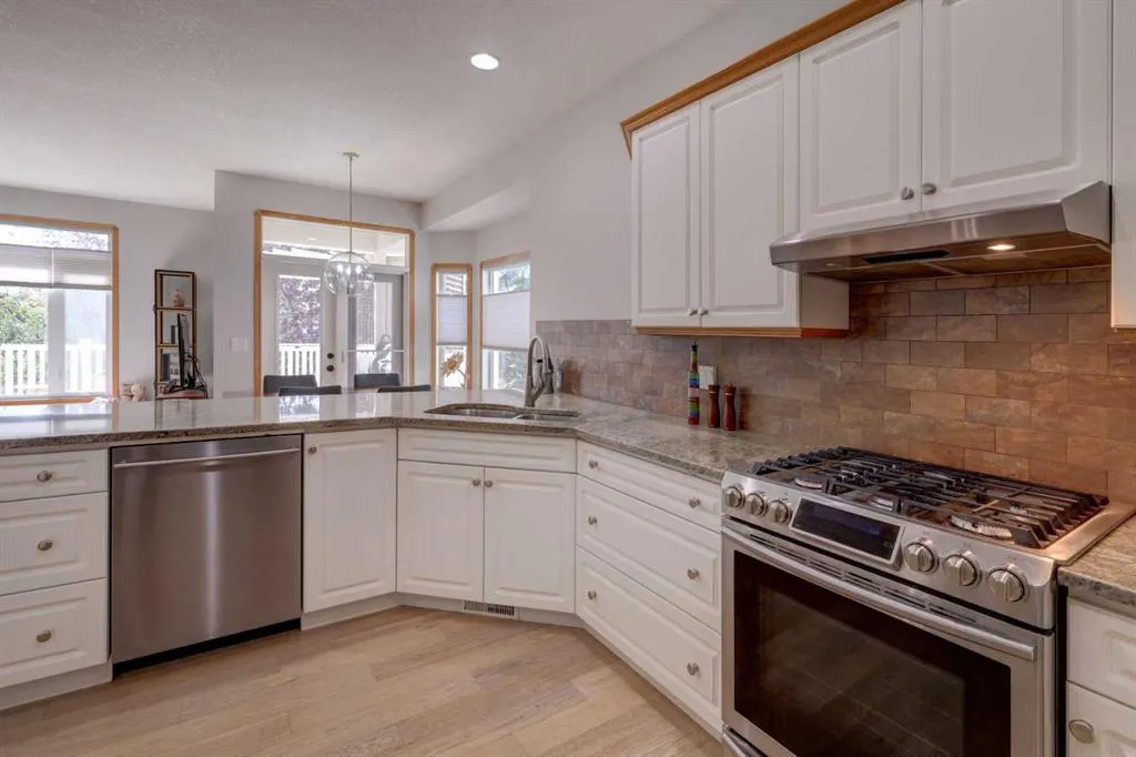 220 Citadel Park NW
