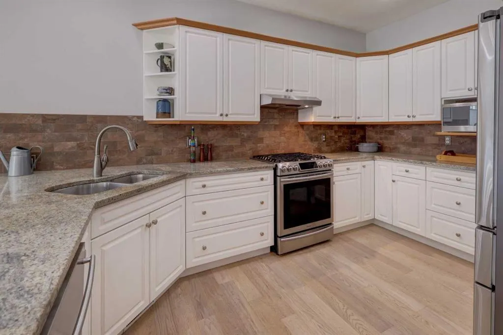 220 Citadel Park NW