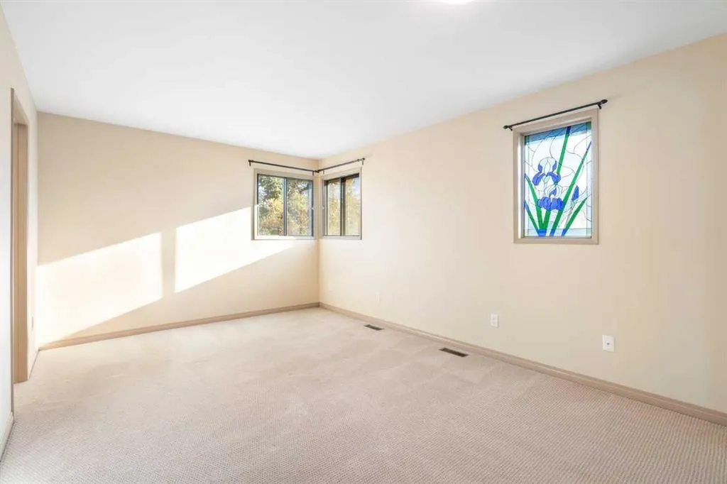 88 Glamis Gardens SW