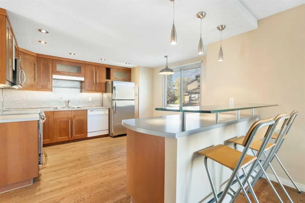 88 Glamis Gardens SW