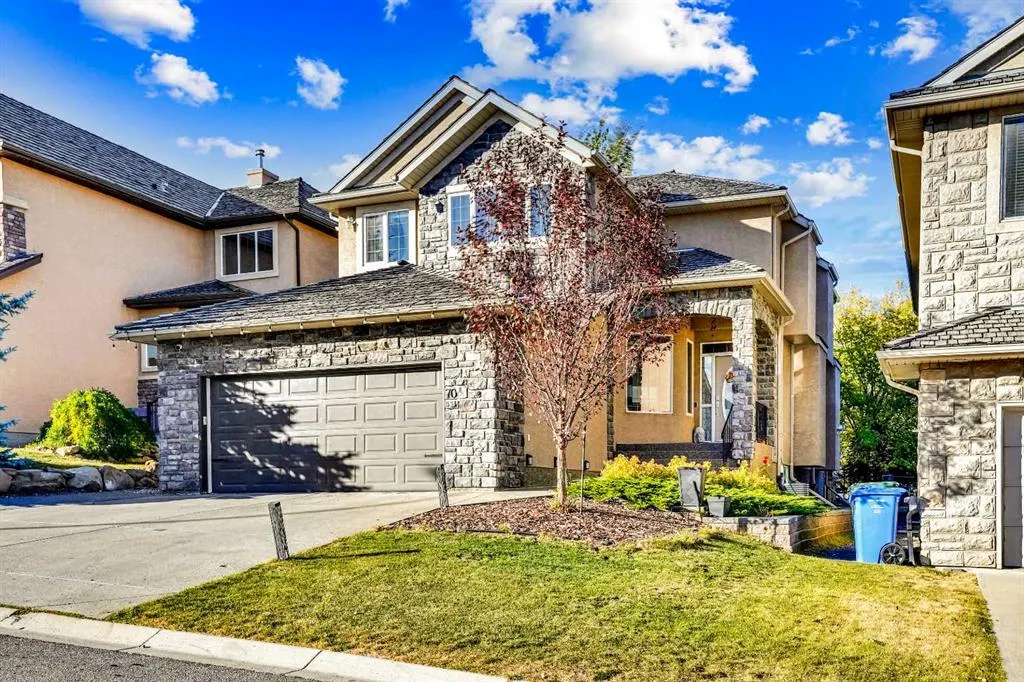 70 Royal Ridge Manor NW