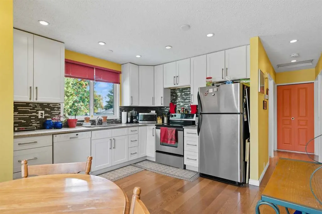 124 Lynnbrook Road SE