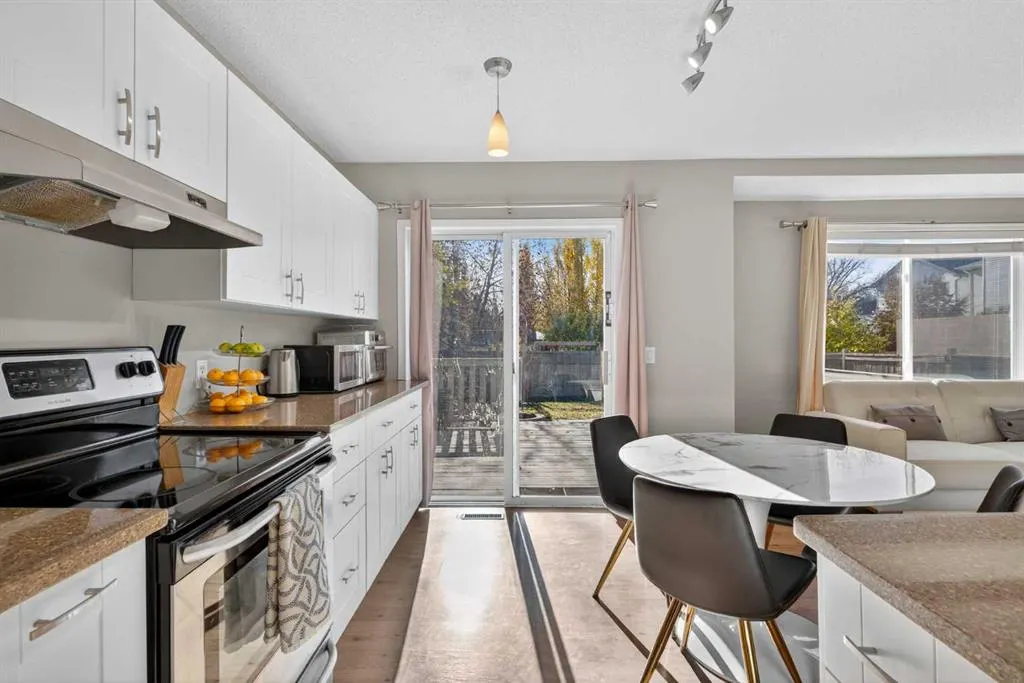 162 Mt Apex Crescent SE