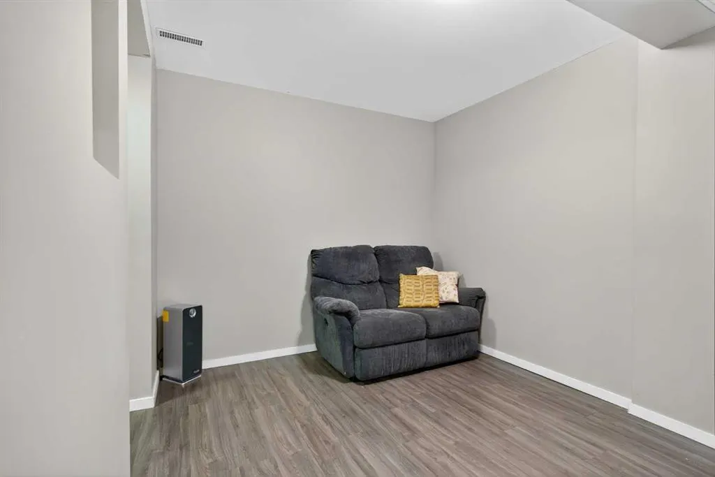 162 Mt Apex Crescent SE