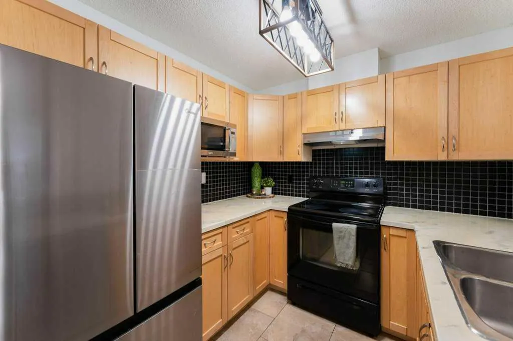 70 Panamount Drive NW, #1109