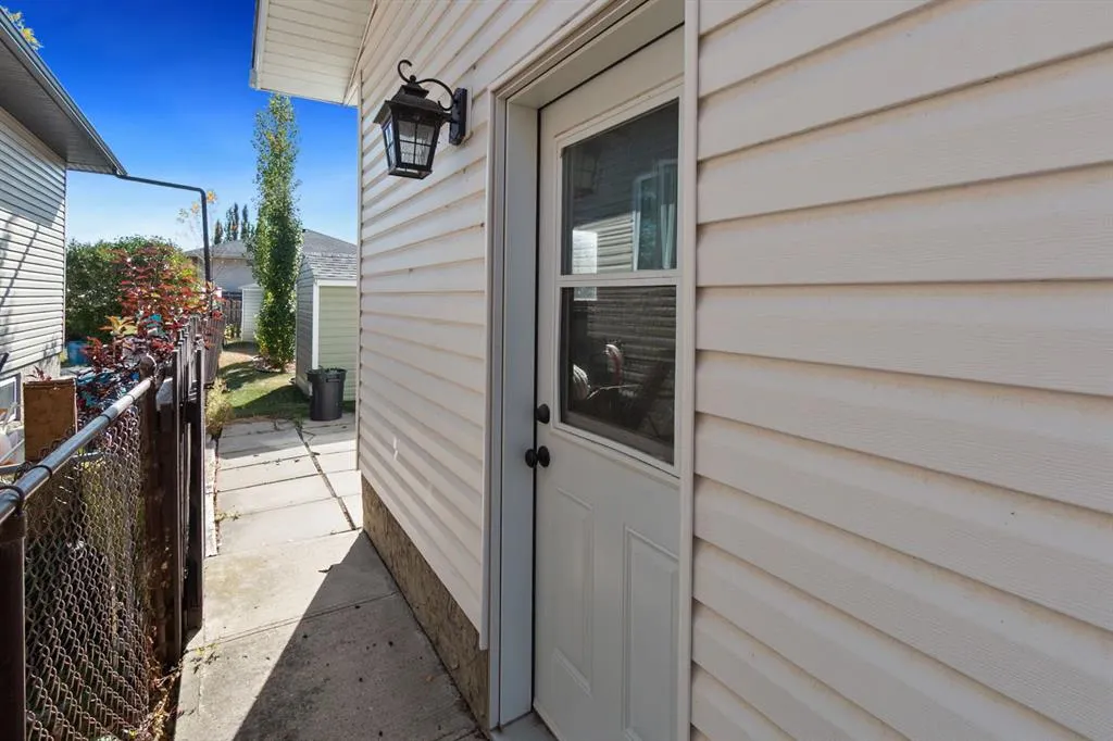 5445 56 Street