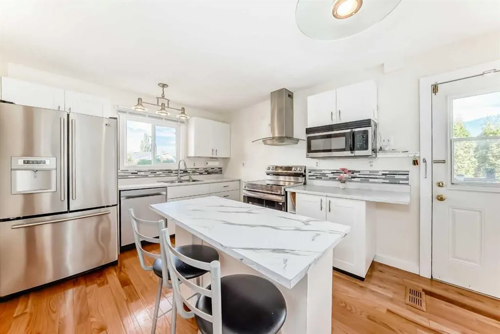 35 Ray Avenue NW