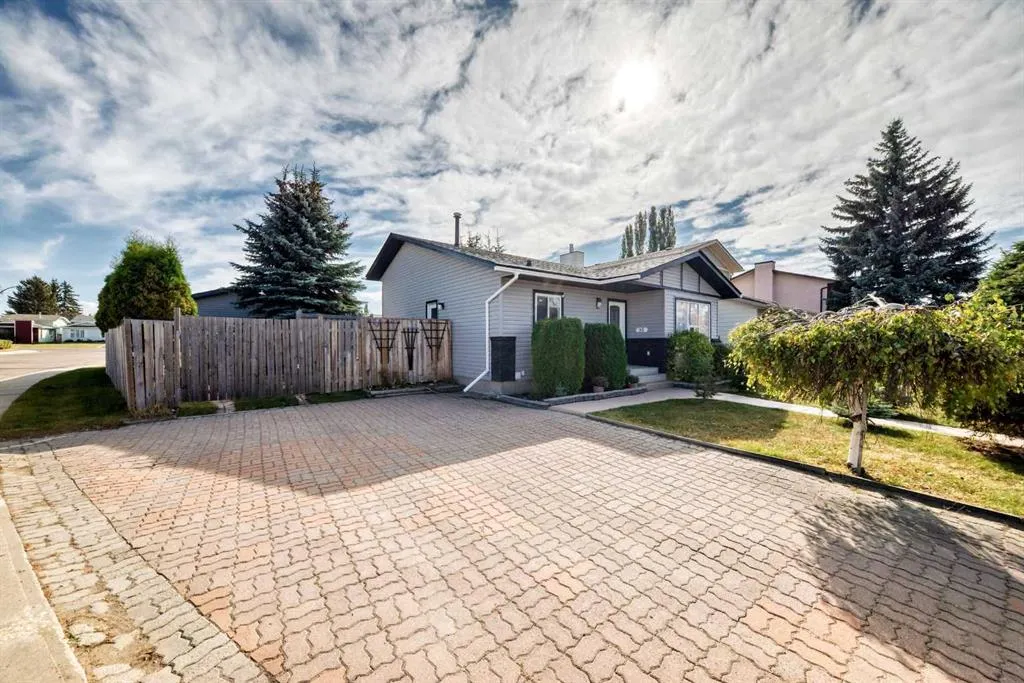 35 Ray Avenue NW