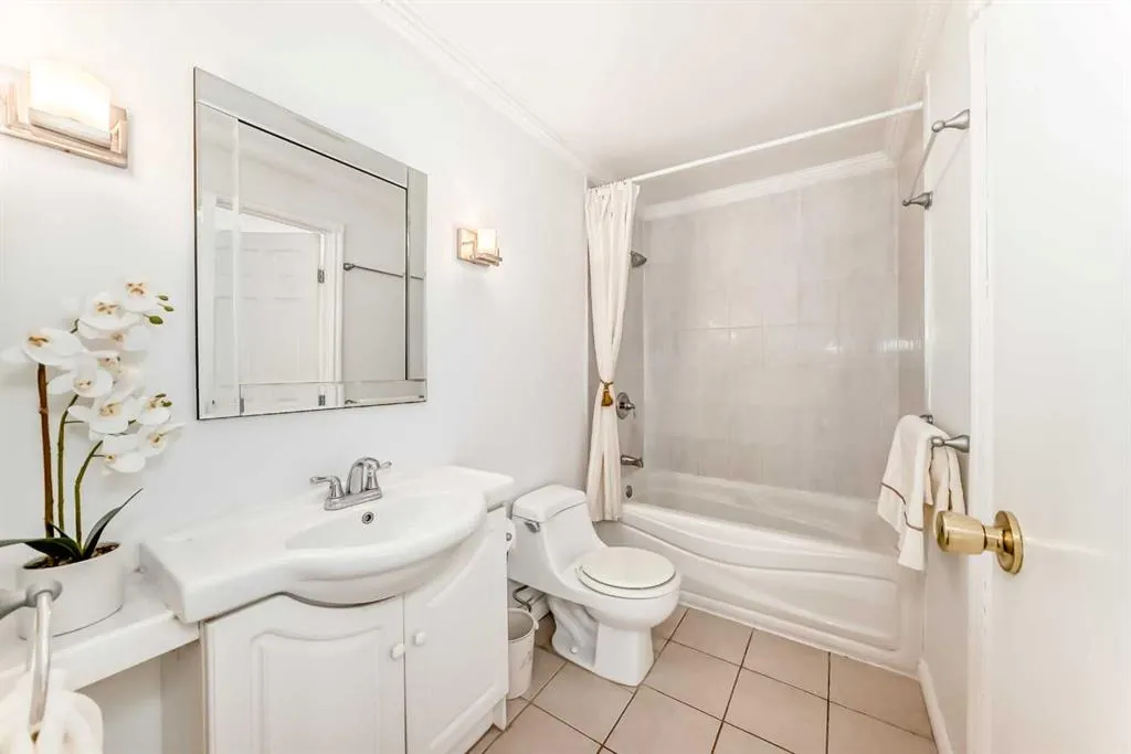 35 Ray Avenue NW