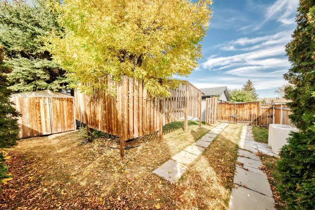 35 Ray Avenue NW