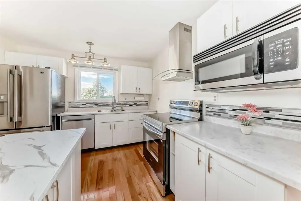 35 Ray Avenue NW