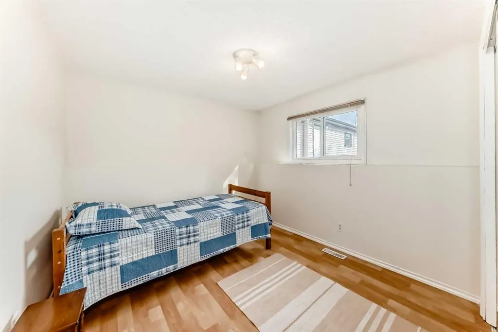 35 Ray Avenue NW