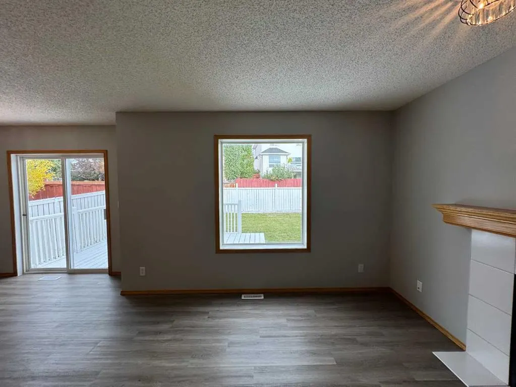 22 Arbour Butte Road NW