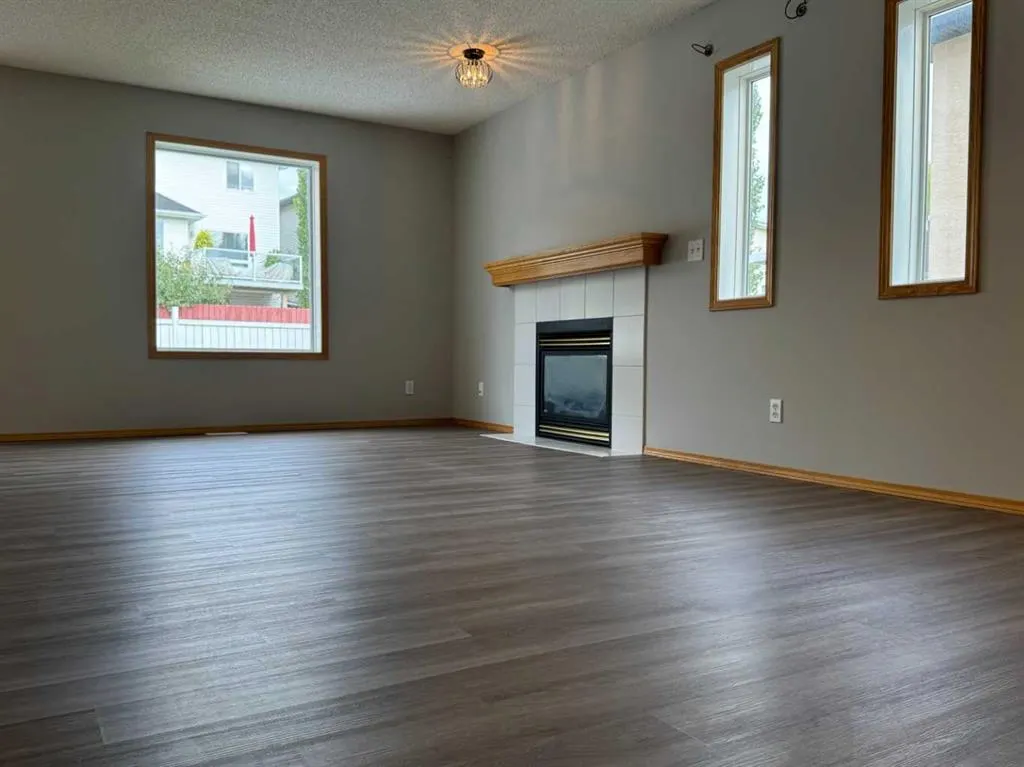 22 Arbour Butte Road NW