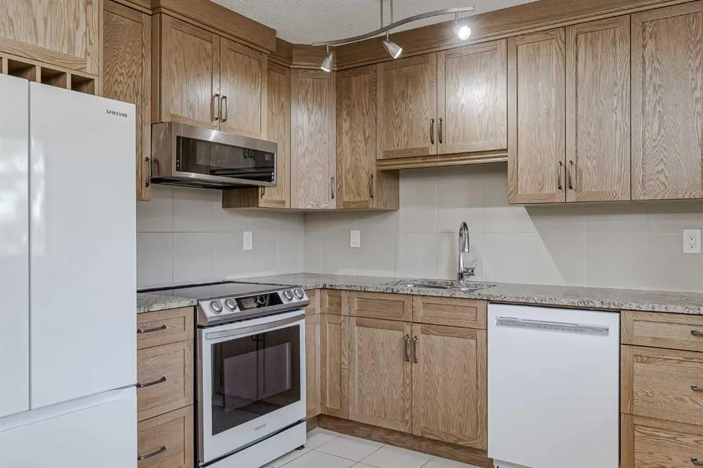 27 Silver Springs Drive NW, #20
