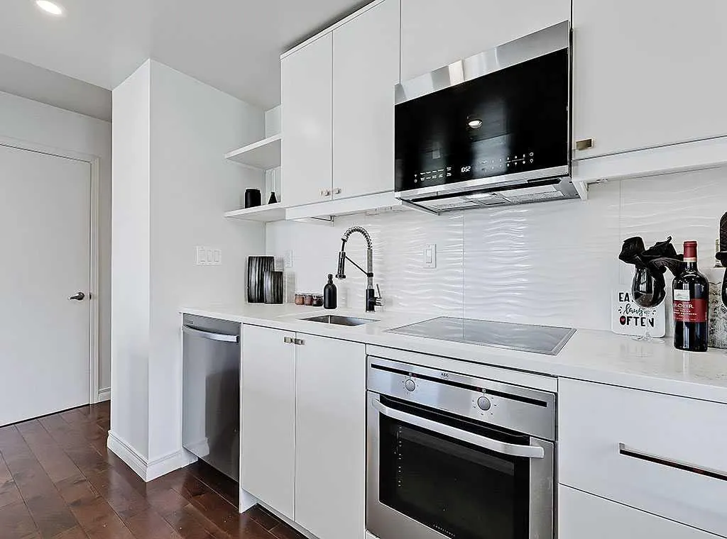 317 14 Avenue SW, #606