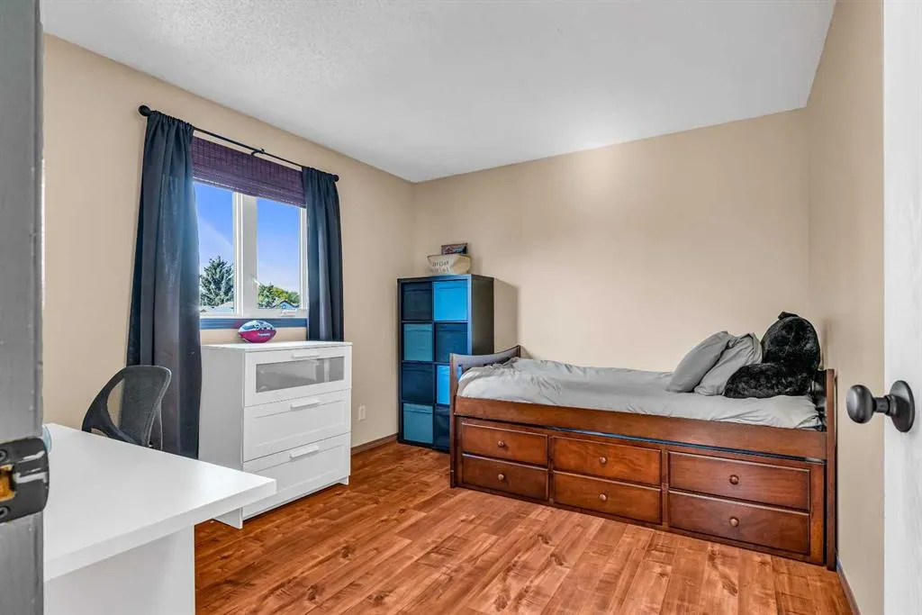 23 Riverbirch Place SE