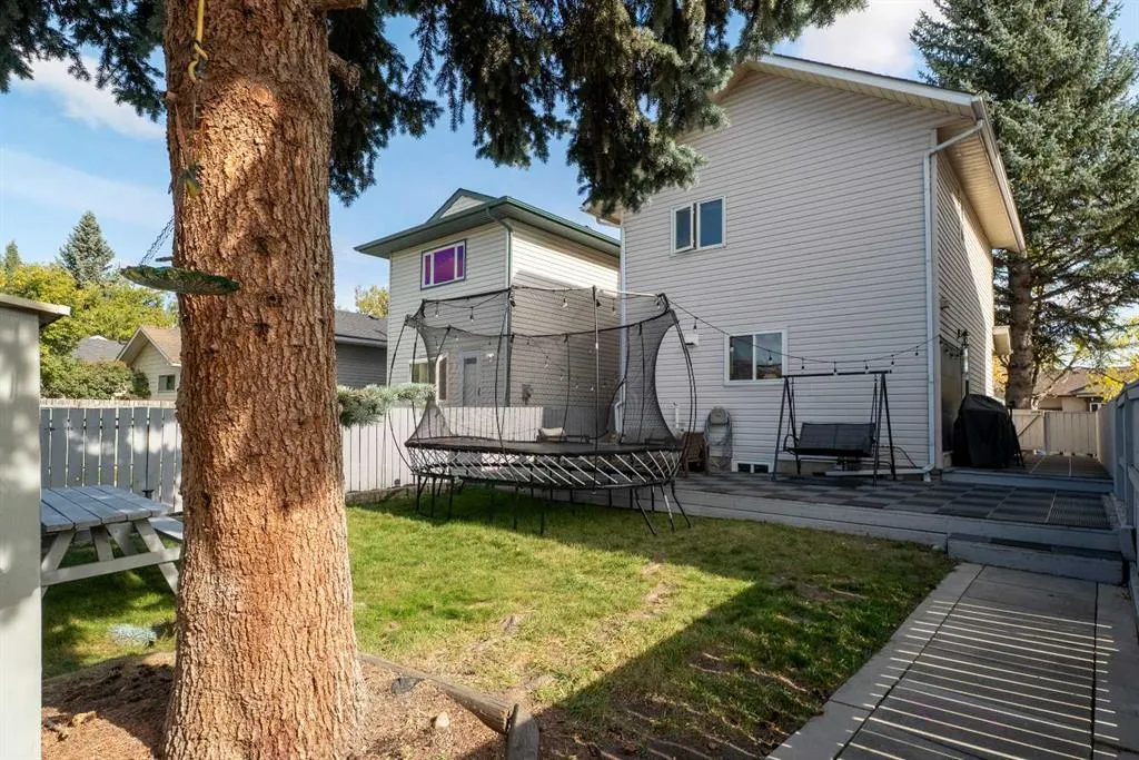 23 Riverbirch Place SE