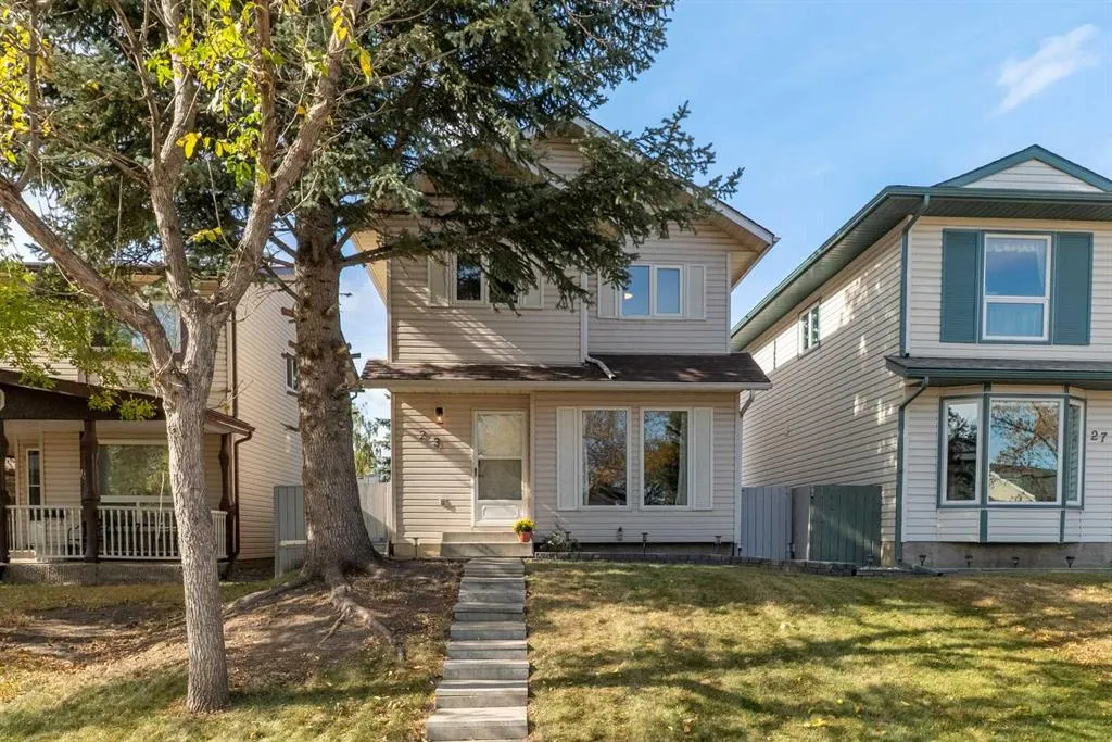 23 Riverbirch Place SE
