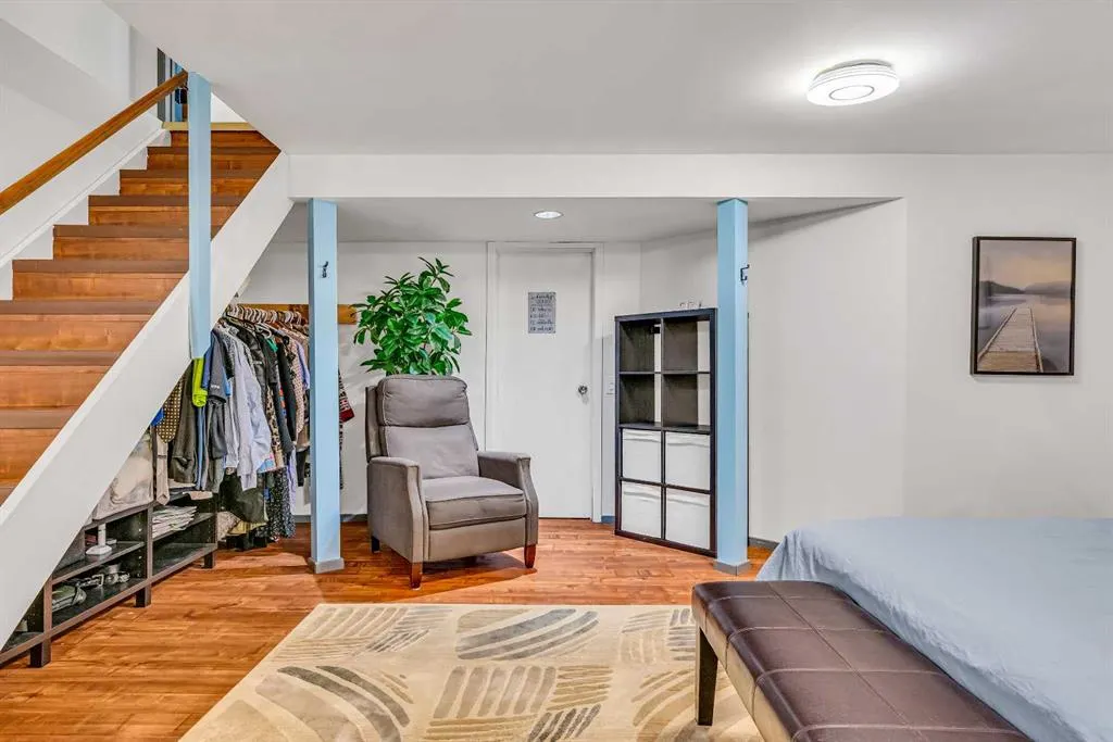 23 Riverbirch Place SE