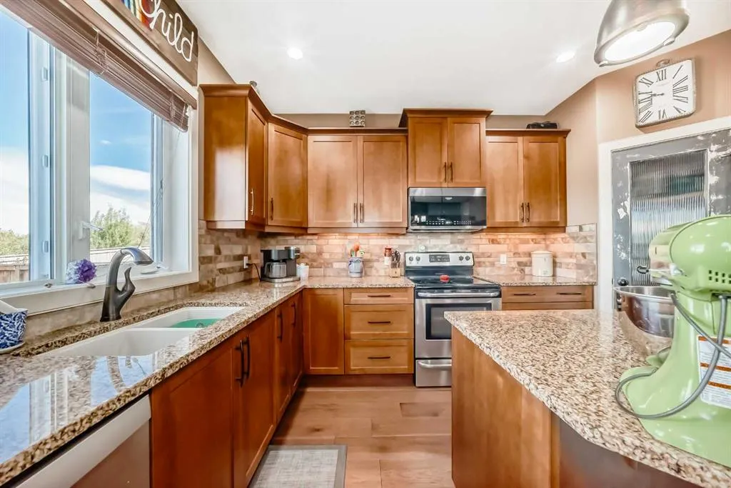 242 Fireside Place