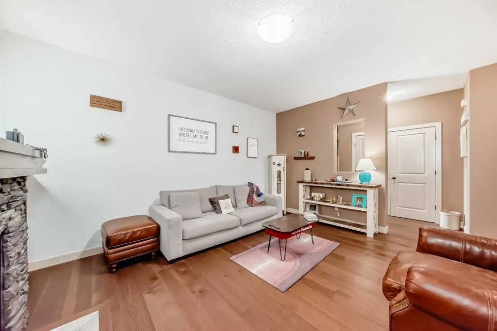 242 Fireside Place