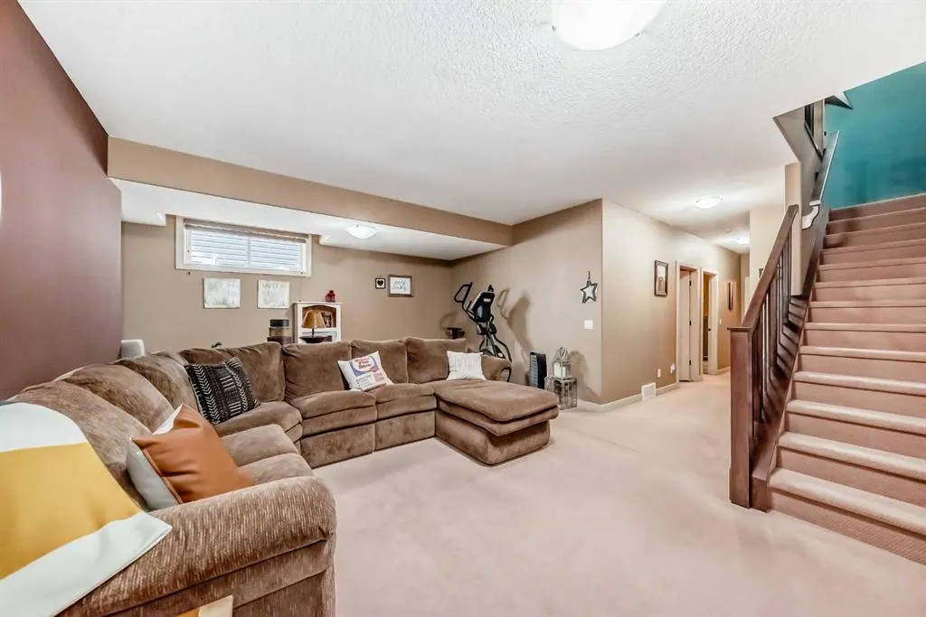 242 Fireside Place