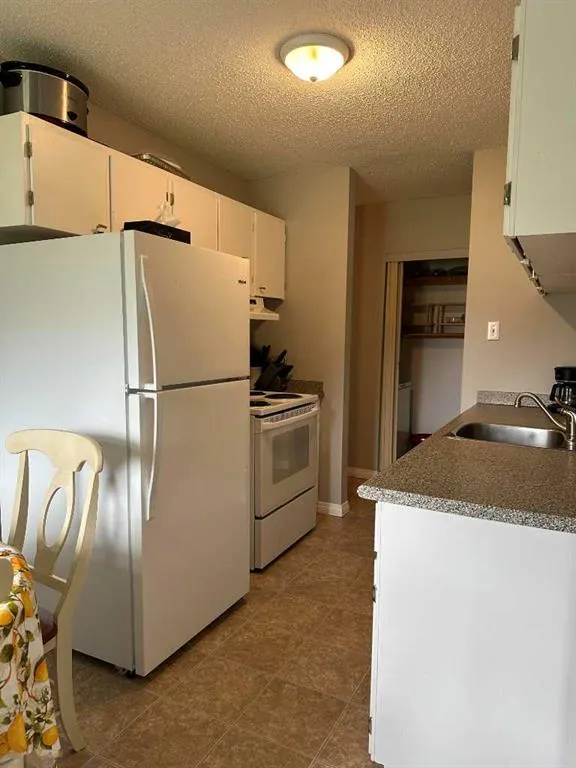 11 Clearwater Crescent, #110