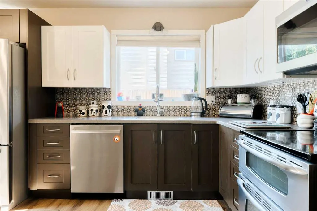 131 Macewan Meadow Way NW