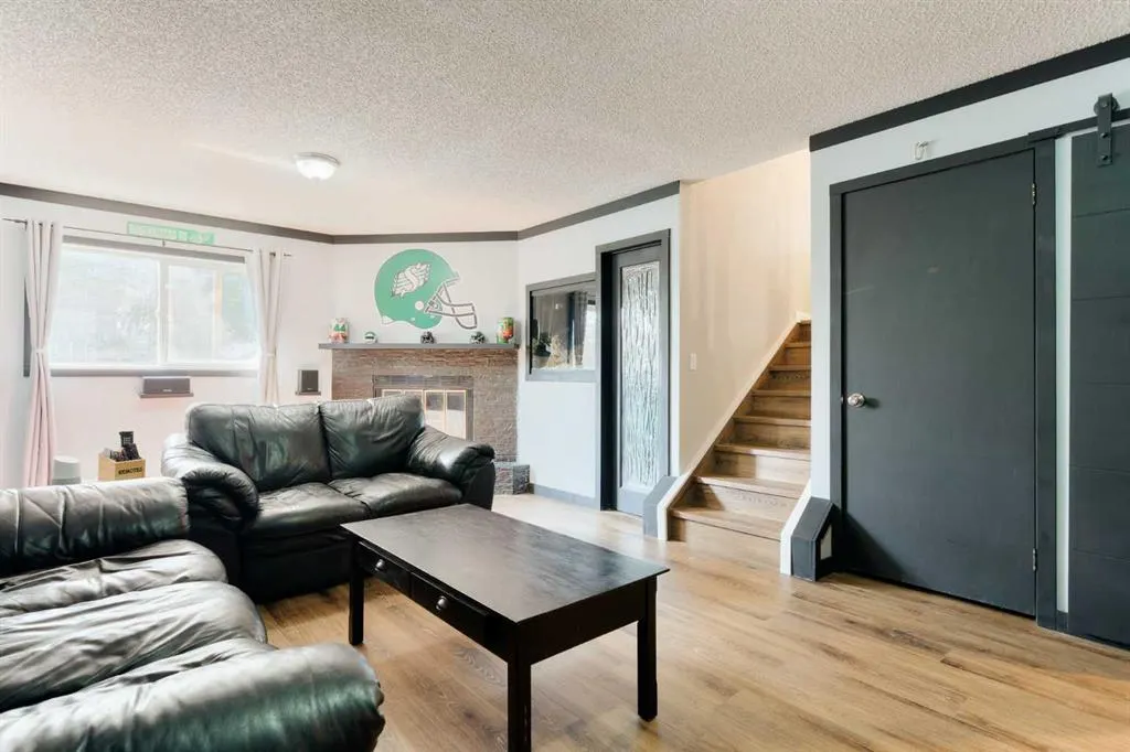 131 Macewan Meadow Way NW