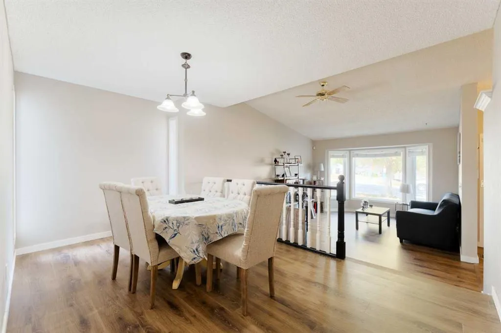 131 Macewan Meadow Way NW