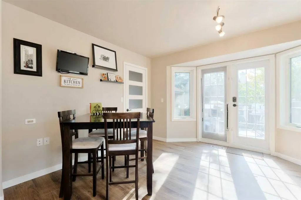 131 Macewan Meadow Way NW
