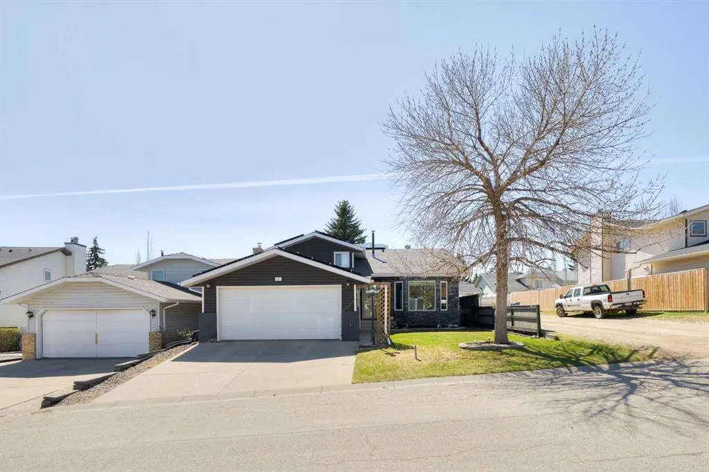 131 Macewan Meadow Way NW
