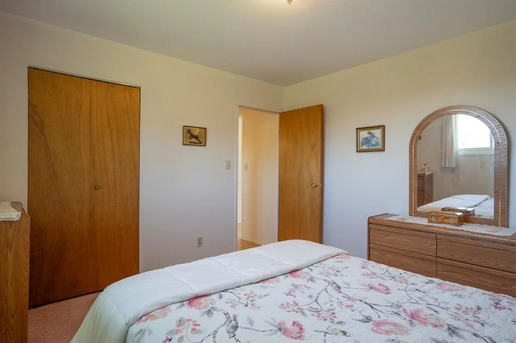40219 Range Road 222