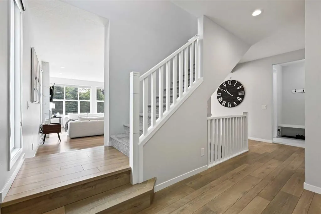 186 West Grove Point SW