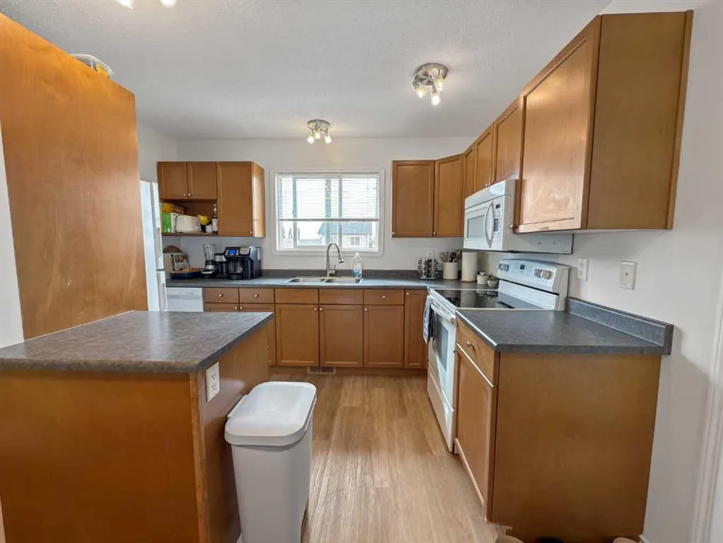 8640 103 Avenue, #G103