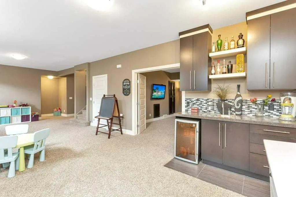 19 Trump Place