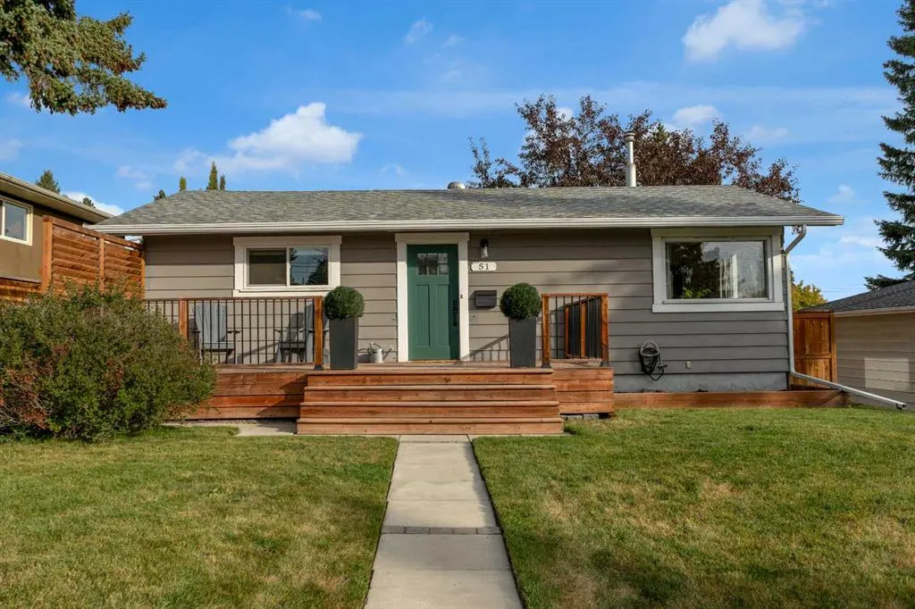 51 Hazelwood Crescent SW