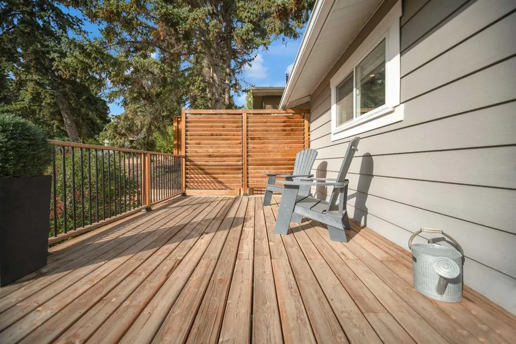 51 Hazelwood Crescent SW