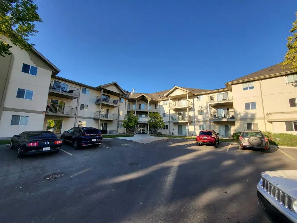 485 Redcrow Boulevard W, #113