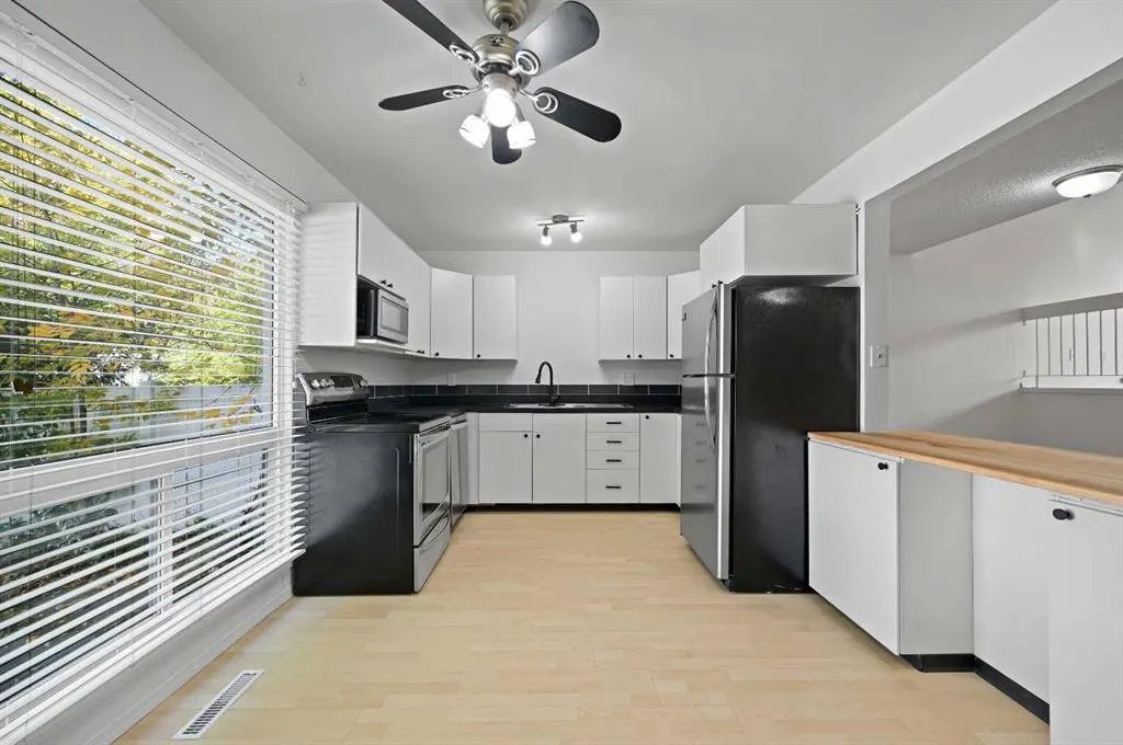 26 Brae Glen Court SW