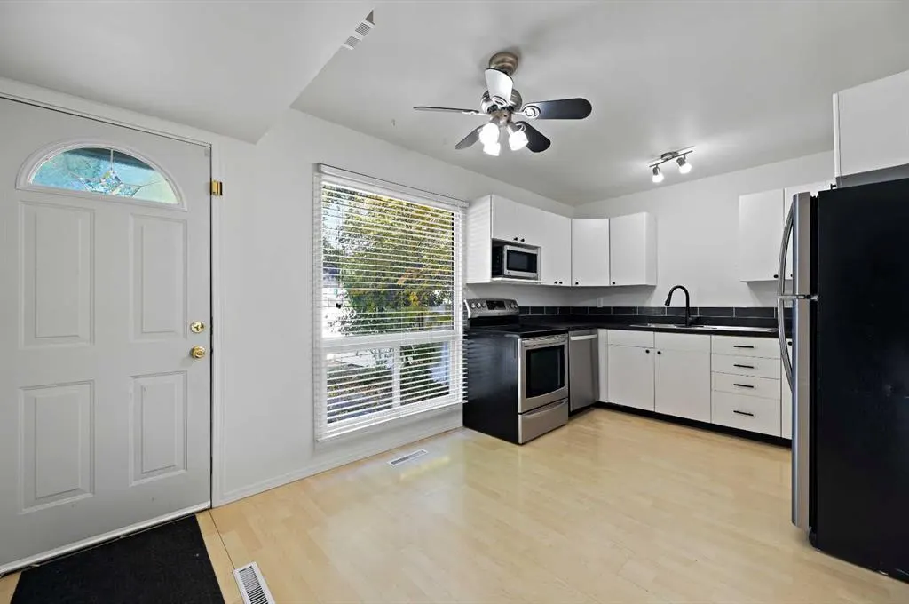 26 Brae Glen Court SW