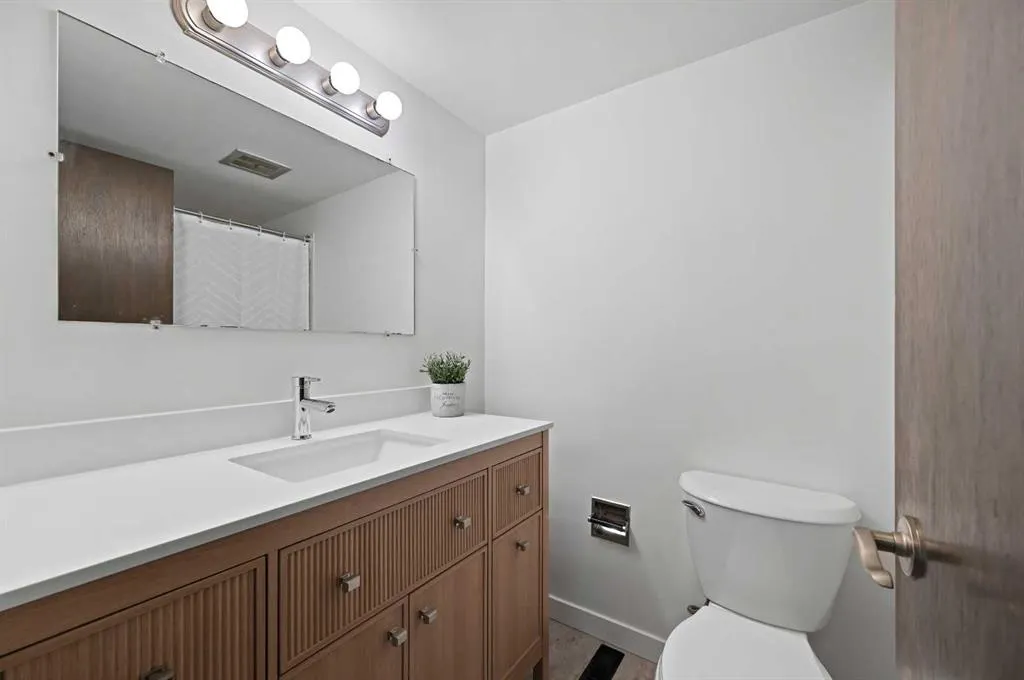 26 Brae Glen Court SW
