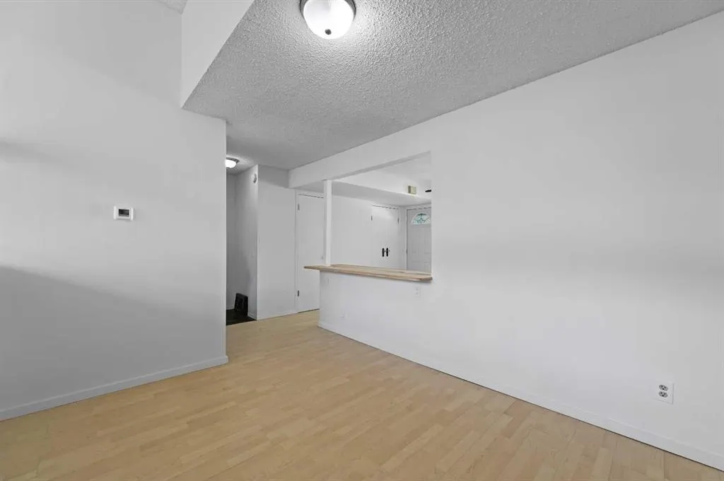 26 Brae Glen Court SW