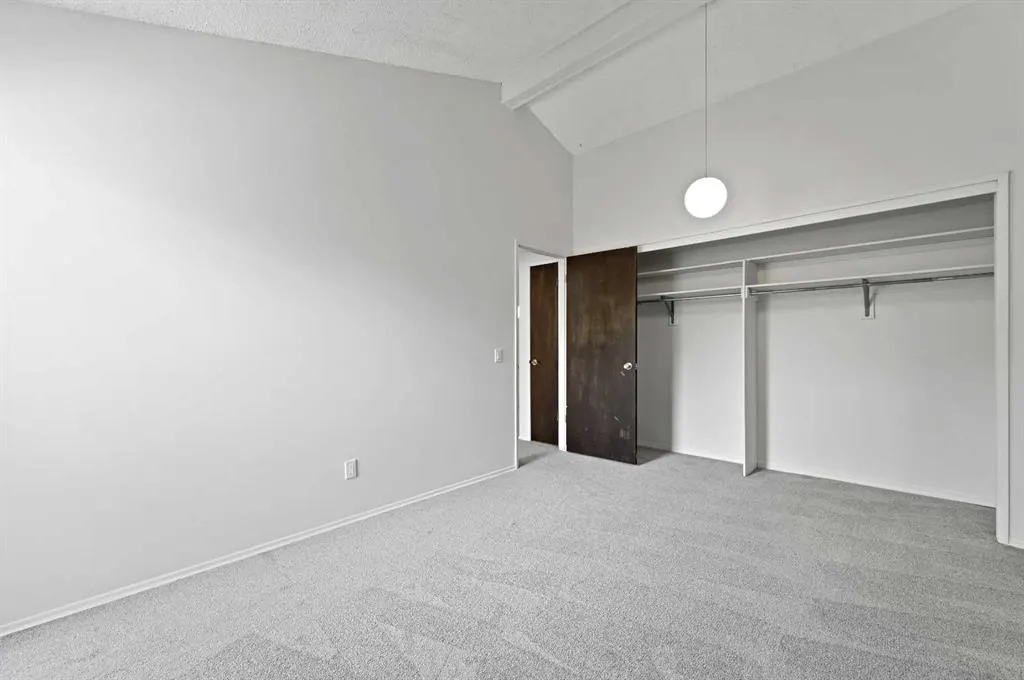 26 Brae Glen Court SW