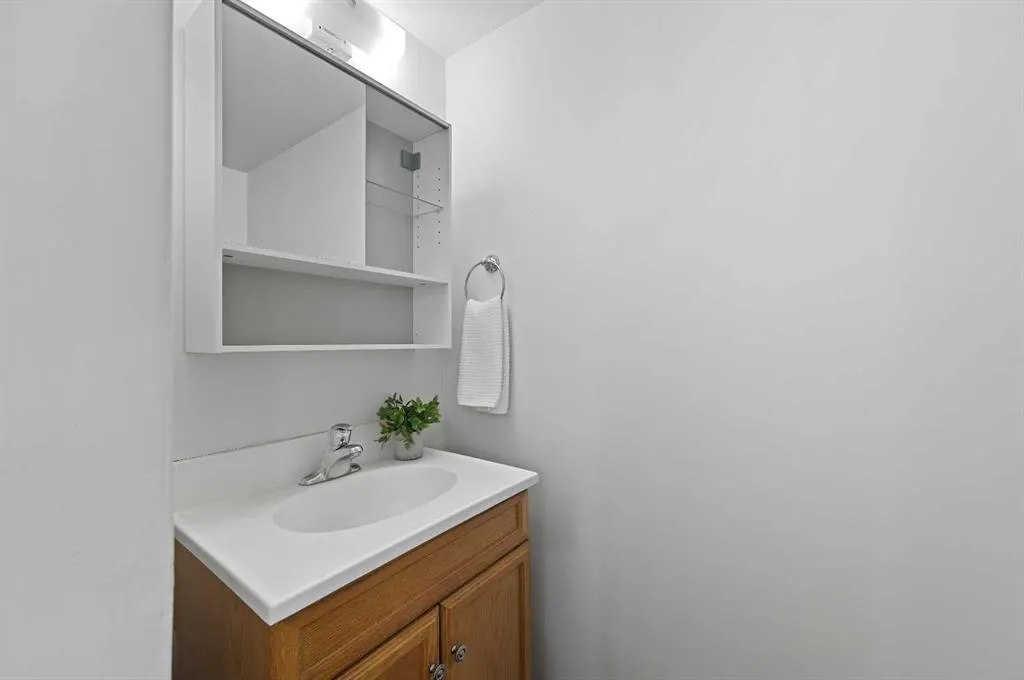 26 Brae Glen Court SW