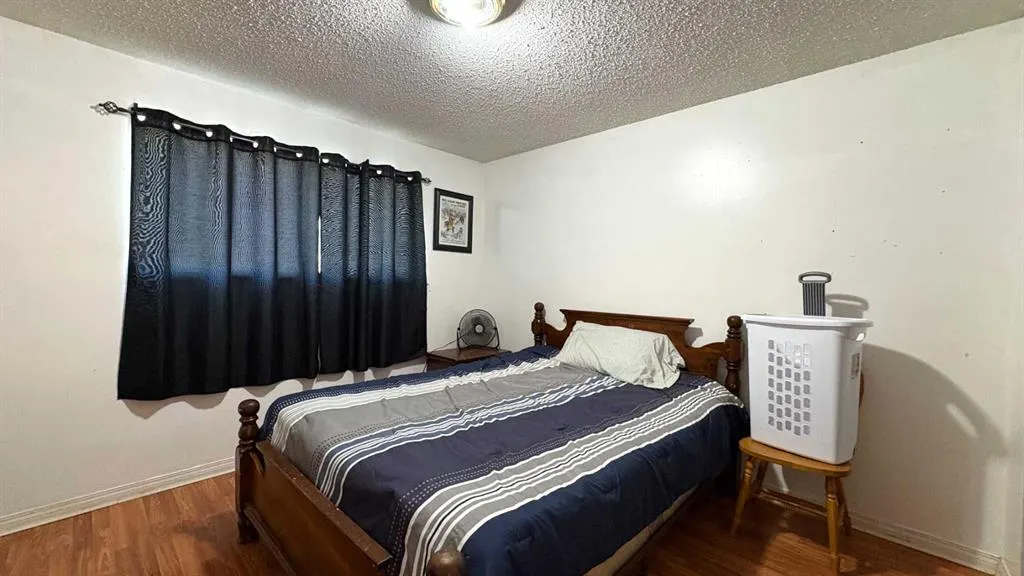 6 Lawley Avenue