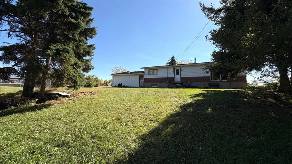 6 Lawley Avenue